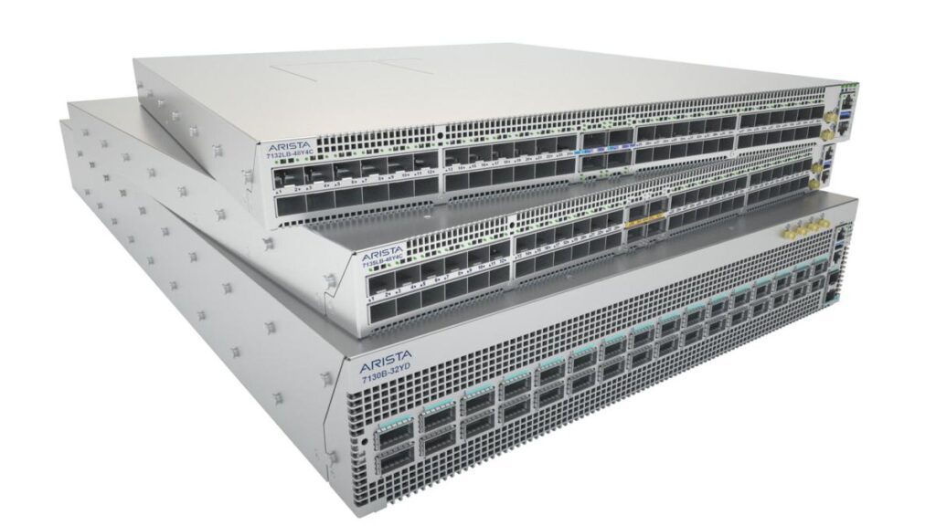 Arista introduceert 7130-series switches voor 25G ultra low latency netwerken