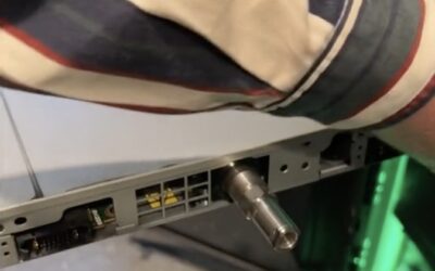 Video: Een met water gekoelde Lenovo-server in het datacenter