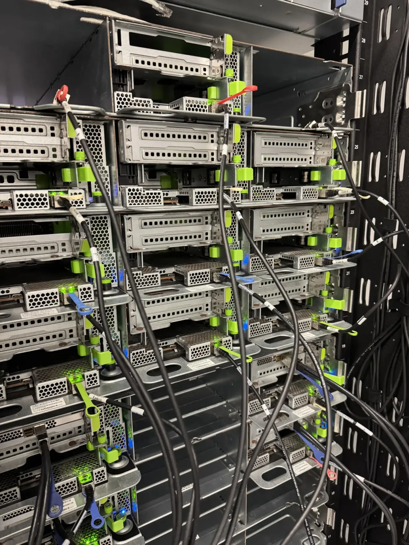 Digitale soevereiniteit stopt niet bij de cloud: wie controleert de hardware eronder?