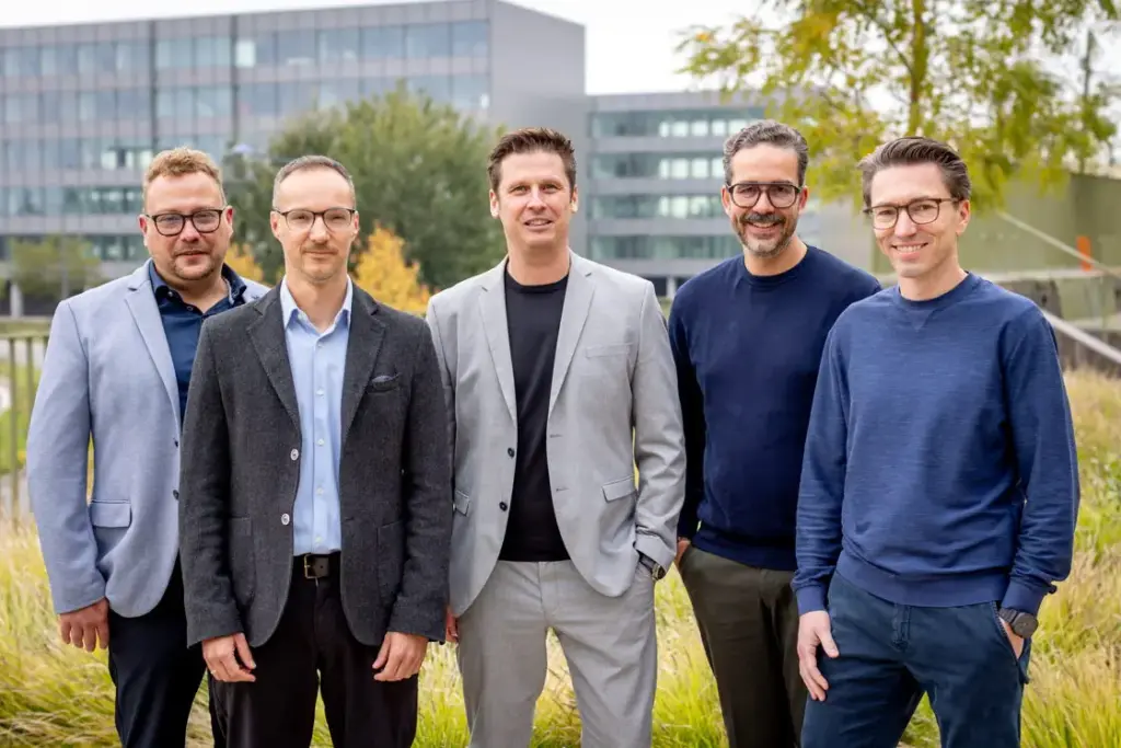 Combell, delaware en imec bundelen de krachten om bedrijven te helpen AI-kosten en data onder controle te houden